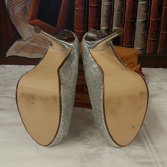 Deb Silver Shoes - Picture 5 of 5